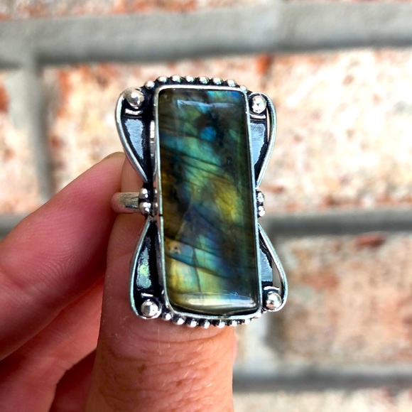 Sterling Silver 925 Antiqued Labradorite Gemstone Ring Size 9 - Picture 1 of 8